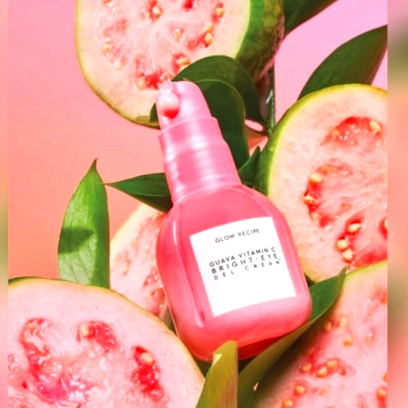 Glow Recipe Guava Vitamin C Bright-Eye Gel Cream - Picture 1 of 3